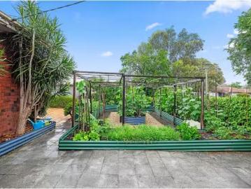 For Rent! 8 Sabre Avenue, Raymond Terrace House for rent List.