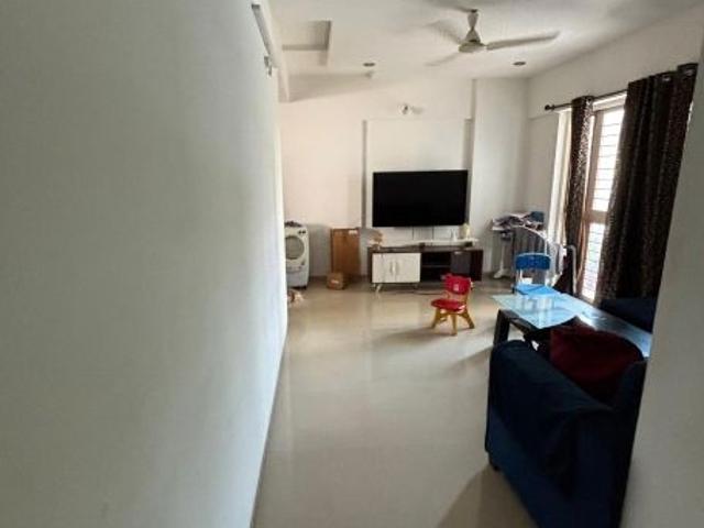 Rental | 900 Sq.Ft. Apartment in Vasant Avenue