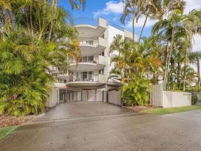 Just in! 9/11 Foote Street, Mooloolaba, QLD 4557