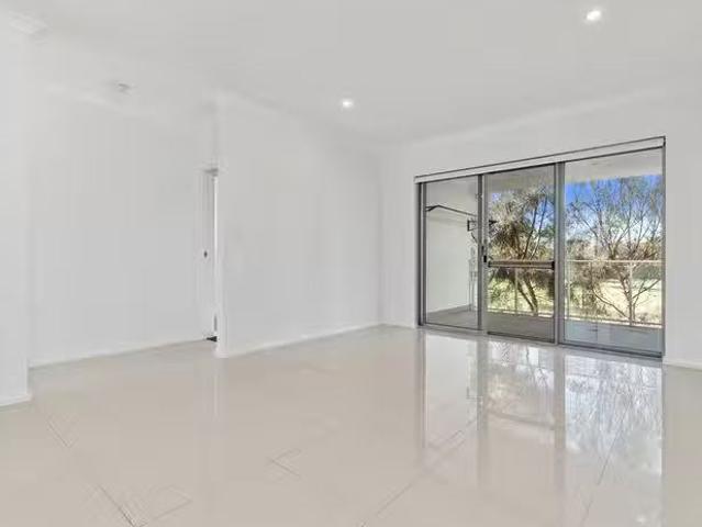 Cheap 9/285 Knutsford Avenue, Kewdale, WA 6105