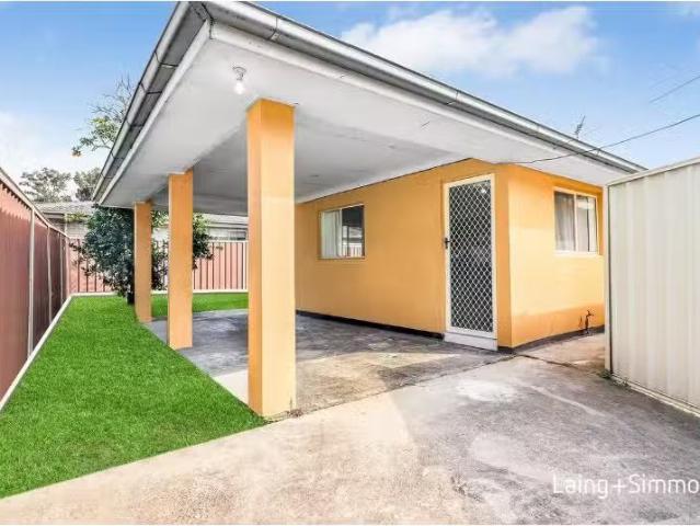 For Rent! 93A Captain Cook Dr, Willmot House for rent Listed.