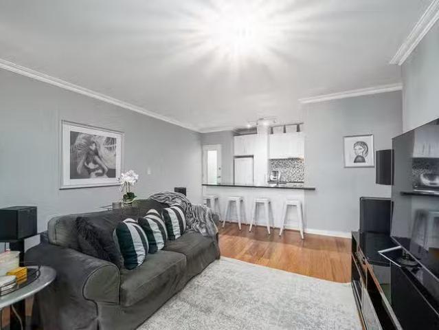 Cozy 9/49 53 Bronte Street, East Perth, WA 6004