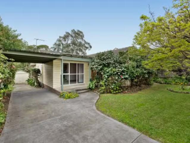 Nice 96 Shannon Street, Box Hill North VIC 3129 House For Le.