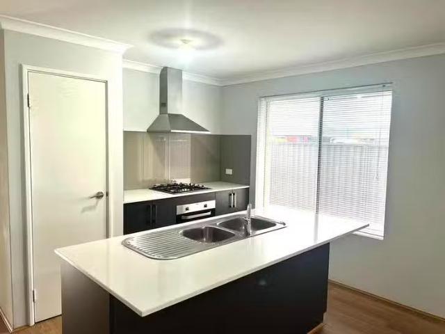 Deal! 97 Gallipoli Avenue, Byford, WA 6122