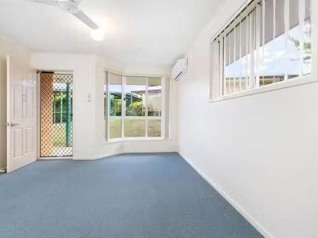 Nice 9/7 Severin Court, Thurgoona, NSW 2640