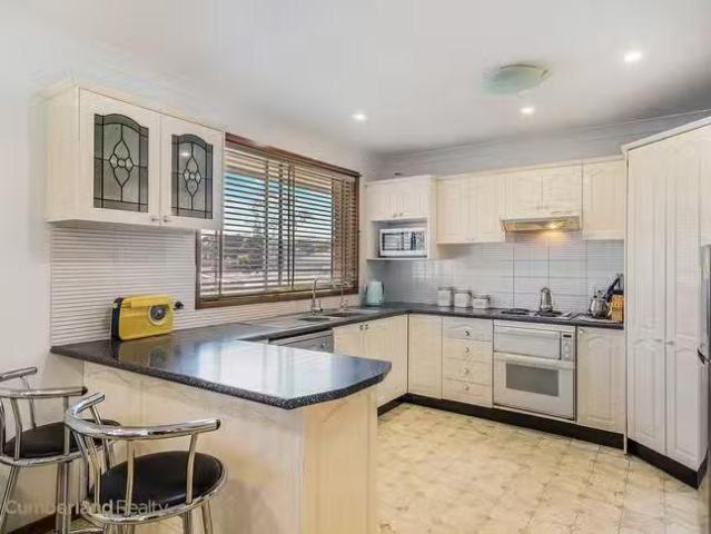 Cozy 99 Cumberland Road, Greystanes, NSW 2145