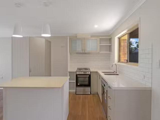Deal! 9 Gerard Street, Bray Park, QLD 4500