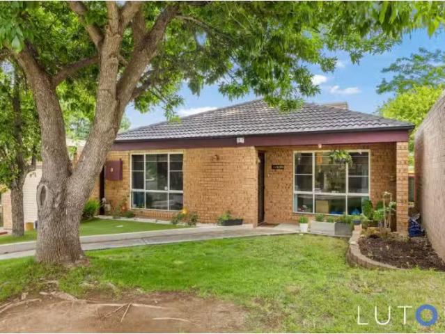 Nice 9 Hammill Close, Calwell House for rent Listed by Zoe Wh.