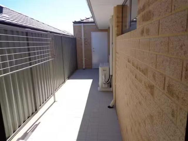 New 9 Helmsley Parkway, Alkimos, WA 6038