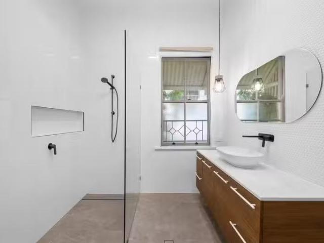 Just in! 9 Lamington Avenue, Lutwyche QLD 4030