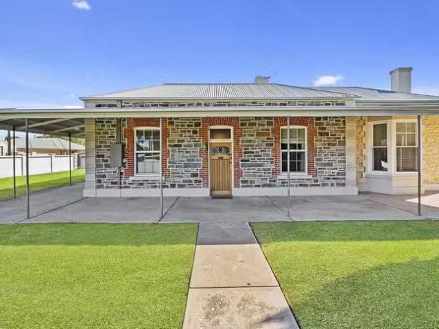 Unique 9 Milnes Road, Strathalbyn, SA 5255
