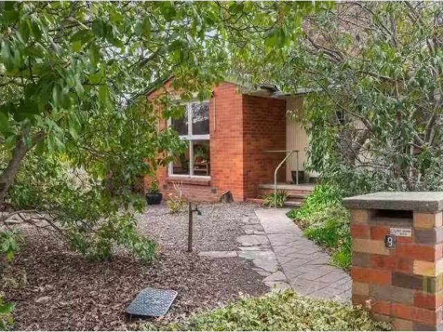 Charming 9 Port Arthur Street, Lyons House for rent Listed by.