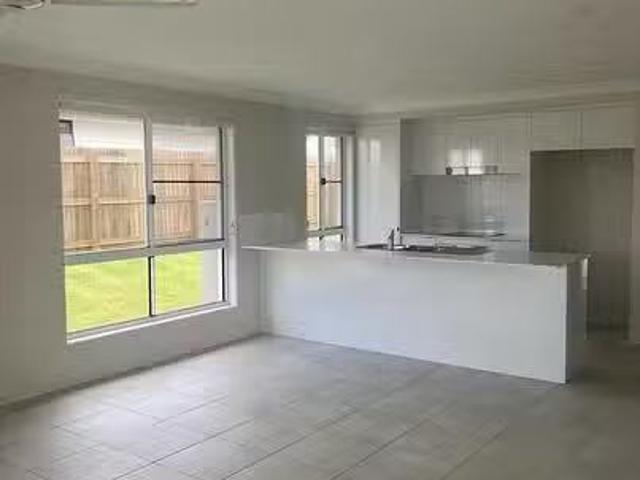 Rental! 9 Radiata Street, Hidden Valley, QLD 4703
