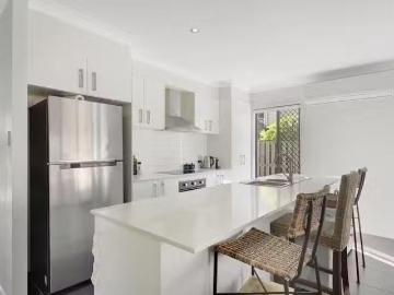 Rental! 9A Moralana Close, Doolandella, QLD 4077