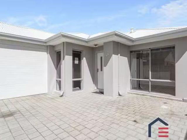 Charming A/39 Embleton Avenue, Embleton, WA 6062