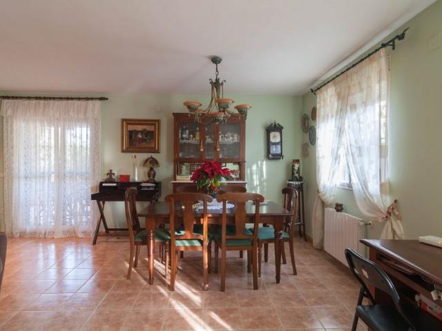 Rental a villa in villamarxante
