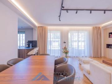 Rental apartment Marseille 8ème, 4 rooms, 2 bedrooms, 110 m², €2,600 / Month