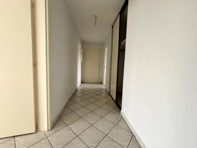 Rental Apartment Neuilly Plaisance