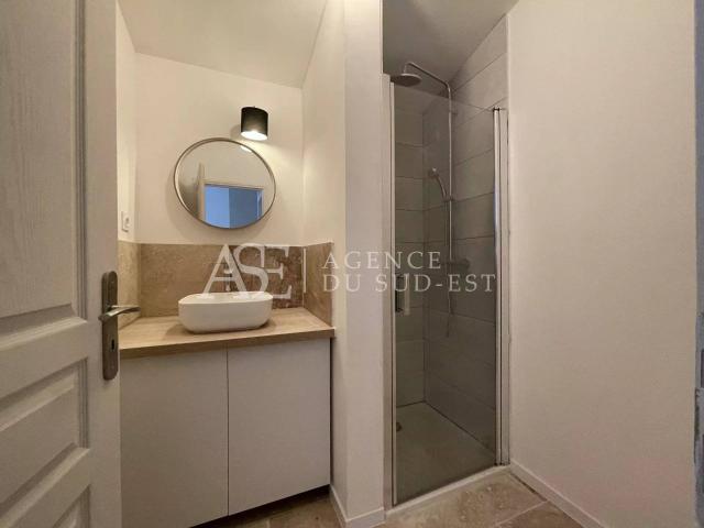 Rental apartment Aix en Provence, 4 rooms, 3 bedrooms, 90.37 m², €1,834 / Month Fees included