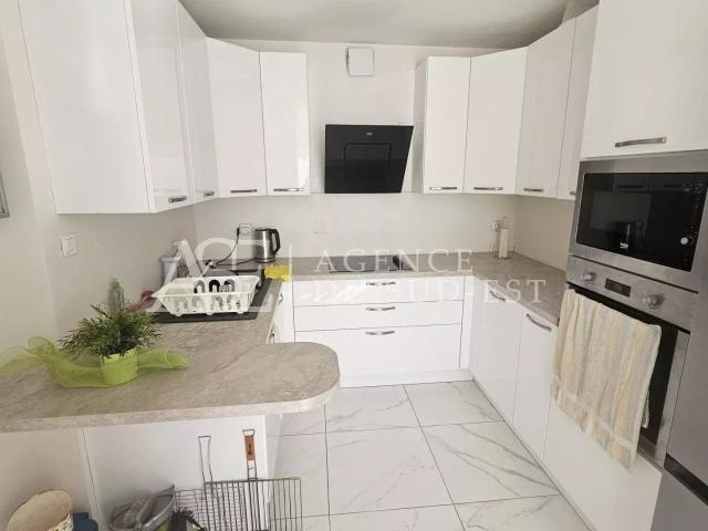 Rental apartment Aix en Provence, 4 rooms, 90.32 m², €2,000 / Month Fees included