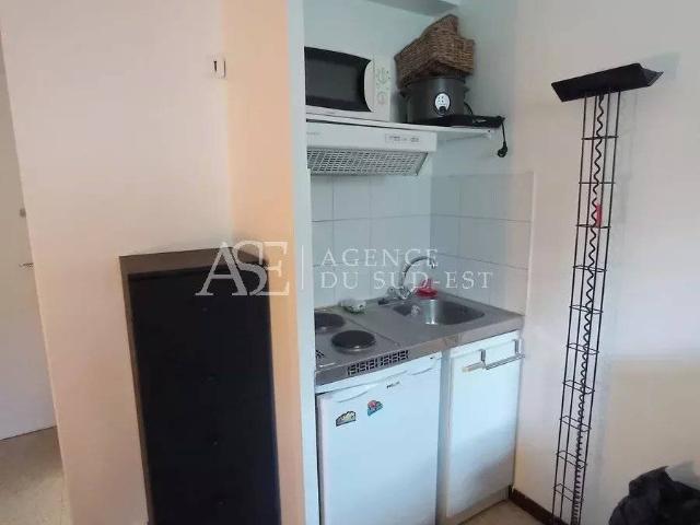 Rental apartment Aix en Provence, 1 room, 15.99 m², €519 / Month Fees included