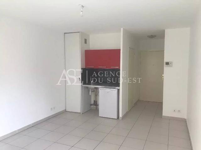Rental apartment Aix en Provence, 1 room, 22.49 m², €618 / Month Fees included