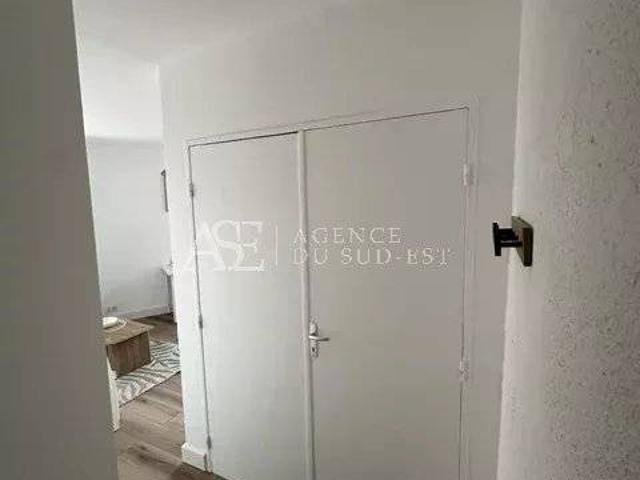 Rental apartment Aix en Provence, 1 room, 22.62 m², €648 / Month Fees included