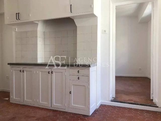 Rental apartment Aix en Provence, 2 rooms, 1 bedroom, 55.82 m², €883 / Month Fees included