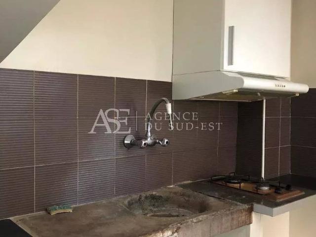 Rental apartment Aix en Provence, 2 rooms, 1 bedroom, 23.83 m², €690 / Month Fees included