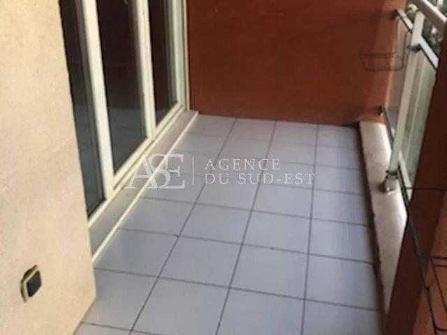 Rental apartment Aix en Provence, 2 rooms, 1 bedroom, 39.85 m², €960 / Month Fees included