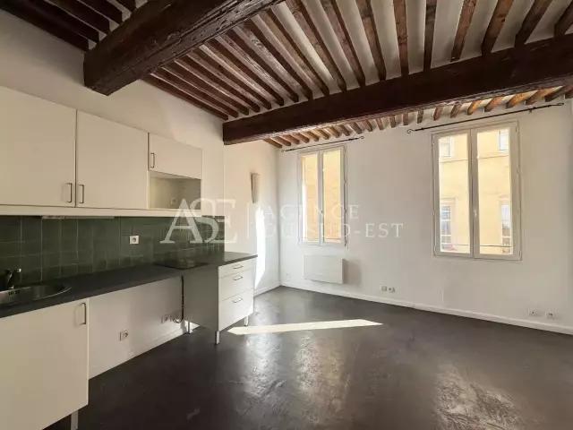 Rental apartment Aix en Provence, 2 rooms, 36.69 m², €855 / Month Fees included