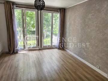 Rental apartment Aix en Provence, 2 rooms, 43.78 m², €952 / Month Fees included