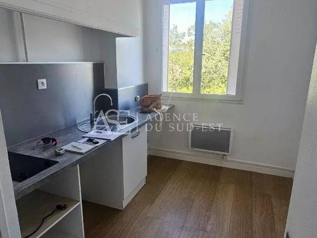 Rental apartment Aix en Provence, 2 rooms, 52.95 m², €825 / Month Fees included