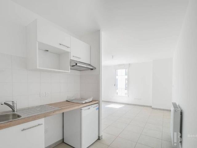 Rental Apartment Bordeaux Saint Jean
