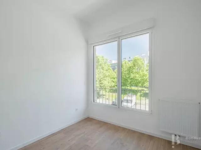 Rental Apartment Bordeaux Saint Jean