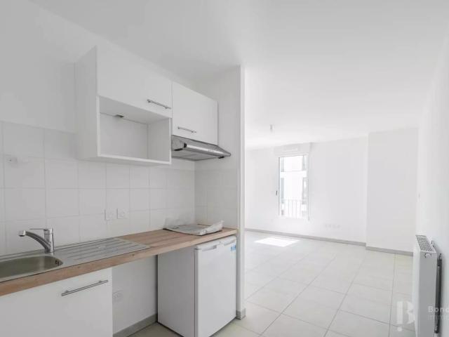 Rental Apartment Bordeaux Saint Jean