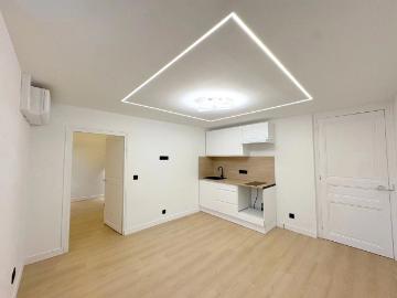 Rental Apartment Châteauneuf Villevieille
