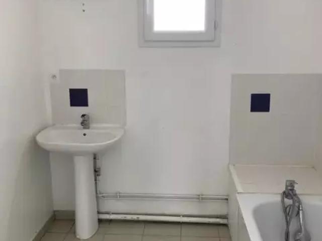 Rental Apartment Chenoise Cucharmoy