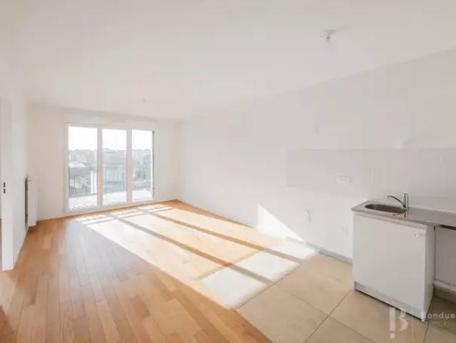 Rental Apartment Courbevoie Marceau République