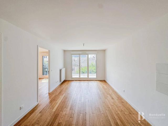 Rental Apartment Courbevoie Marceau République