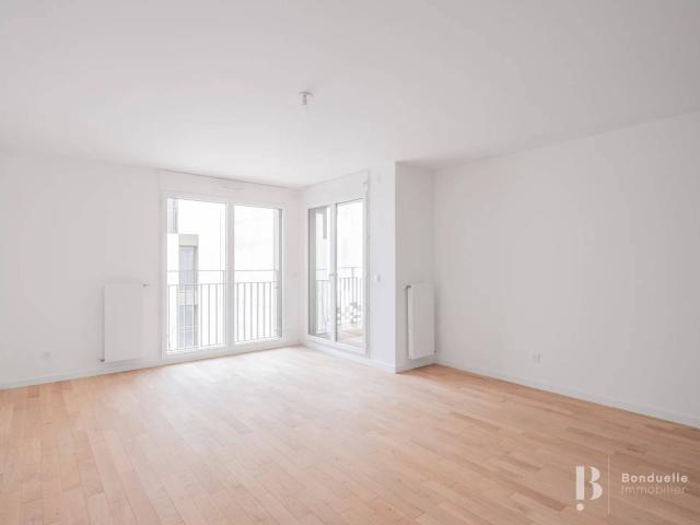 Rental Apartment Courbevoie Marceau République
