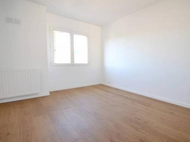 Rental Apartment Croissy sur Seine