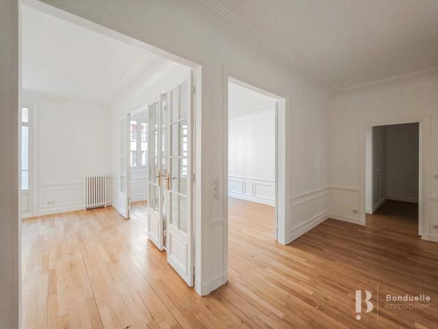 Rental Apartment Paris 16th Auteuil
