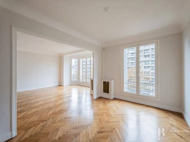 Rental Apartment Paris 16th Auteuil
