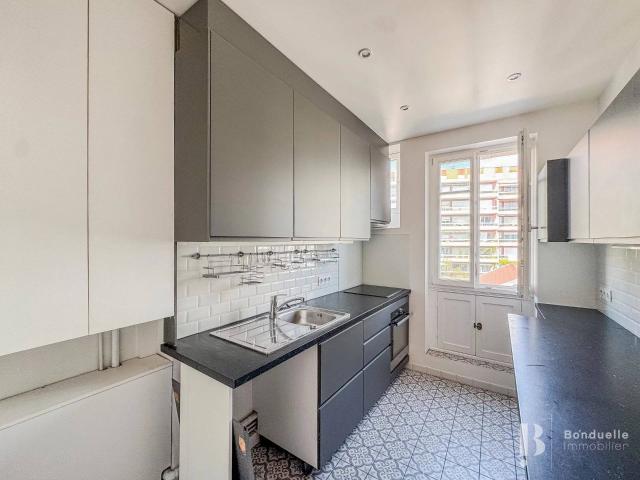 Rental Apartment Paris 17th Batignolles