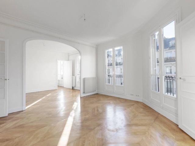 Rental Apartment Paris 2nd Bonne Nouvelle