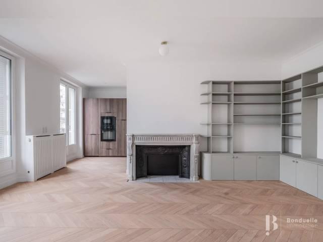 Rental Apartment Paris 9th Chaussée d'Antin