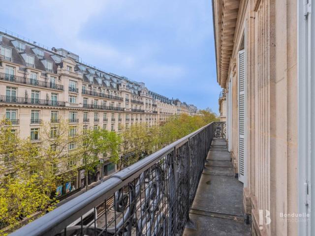 Rental Apartment Paris 9th Chaussée d'Antin