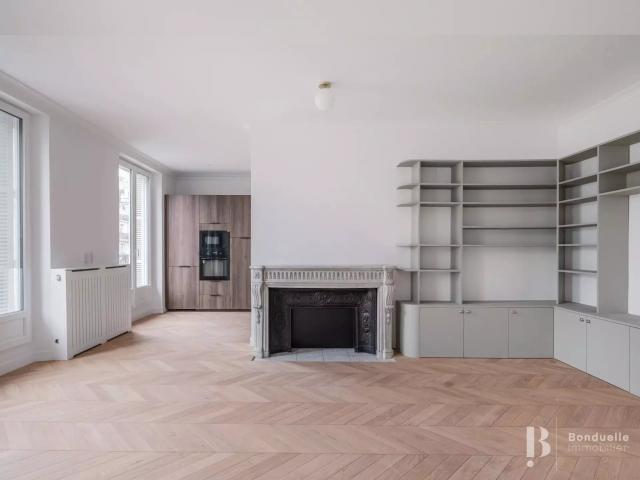 Rental Apartment Paris 9th Chaussée d'Antin