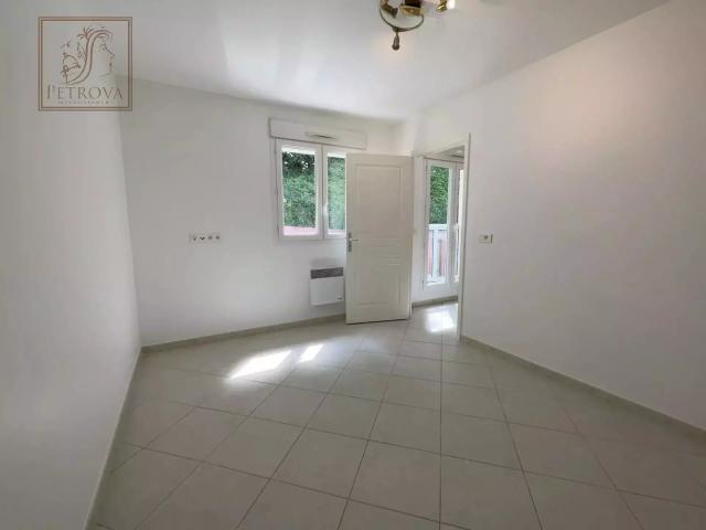 rental apartment saint andré de la roche